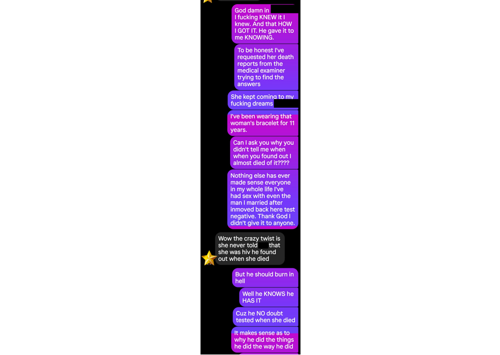 Screenshot of text exchange between blogger Cupcake80 and a friend.