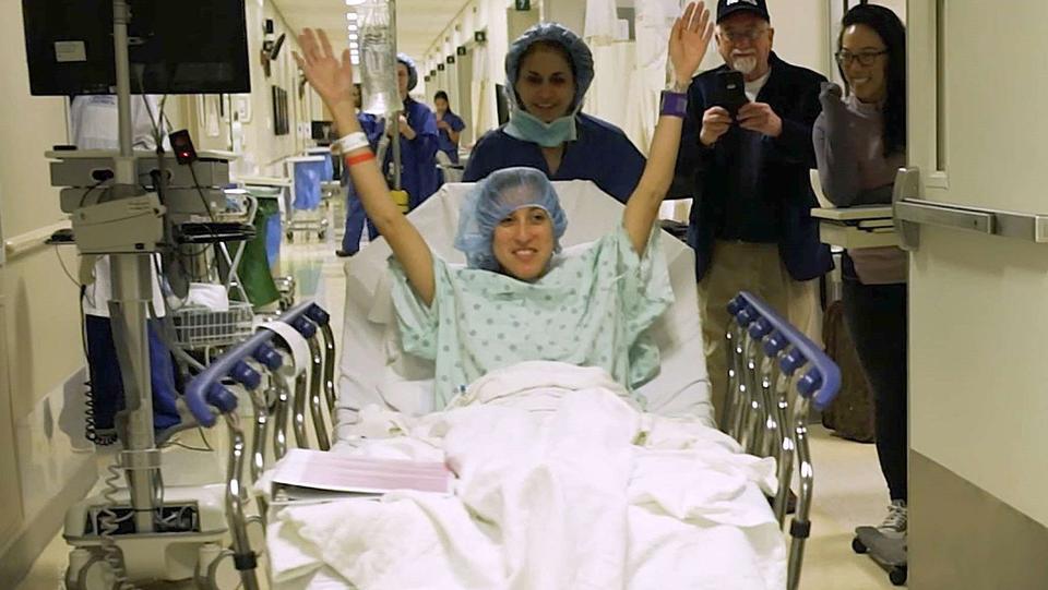 Nina Martinez, the first-ever U.S. person living with HIV (PLWH) to donate a kidney to another PLWH.