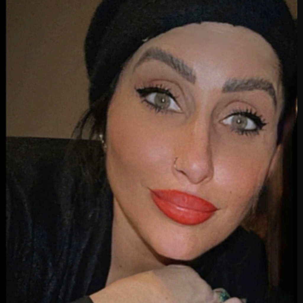 Profile picture for user Janinebrignola