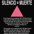 Gráfico que dice "Silencio = Muerte" sobre un fondo negro con un triángulo rosa.