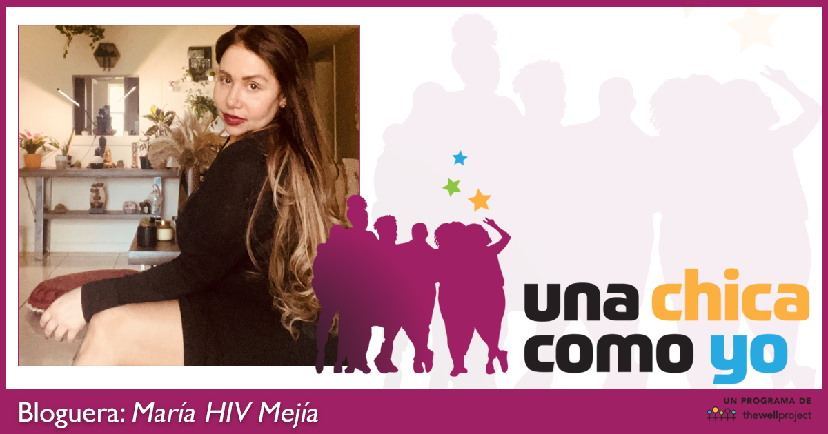 La bloguera Maria HIV Mejia y el logotipo de Una Chica Como Yo.